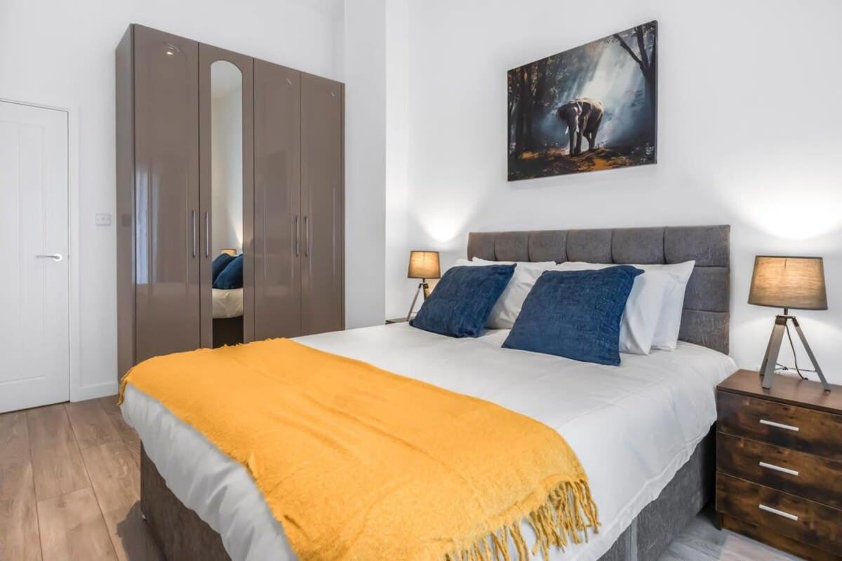 Lovely 1 Bedroom Apartment In Central Woking Luaran gambar