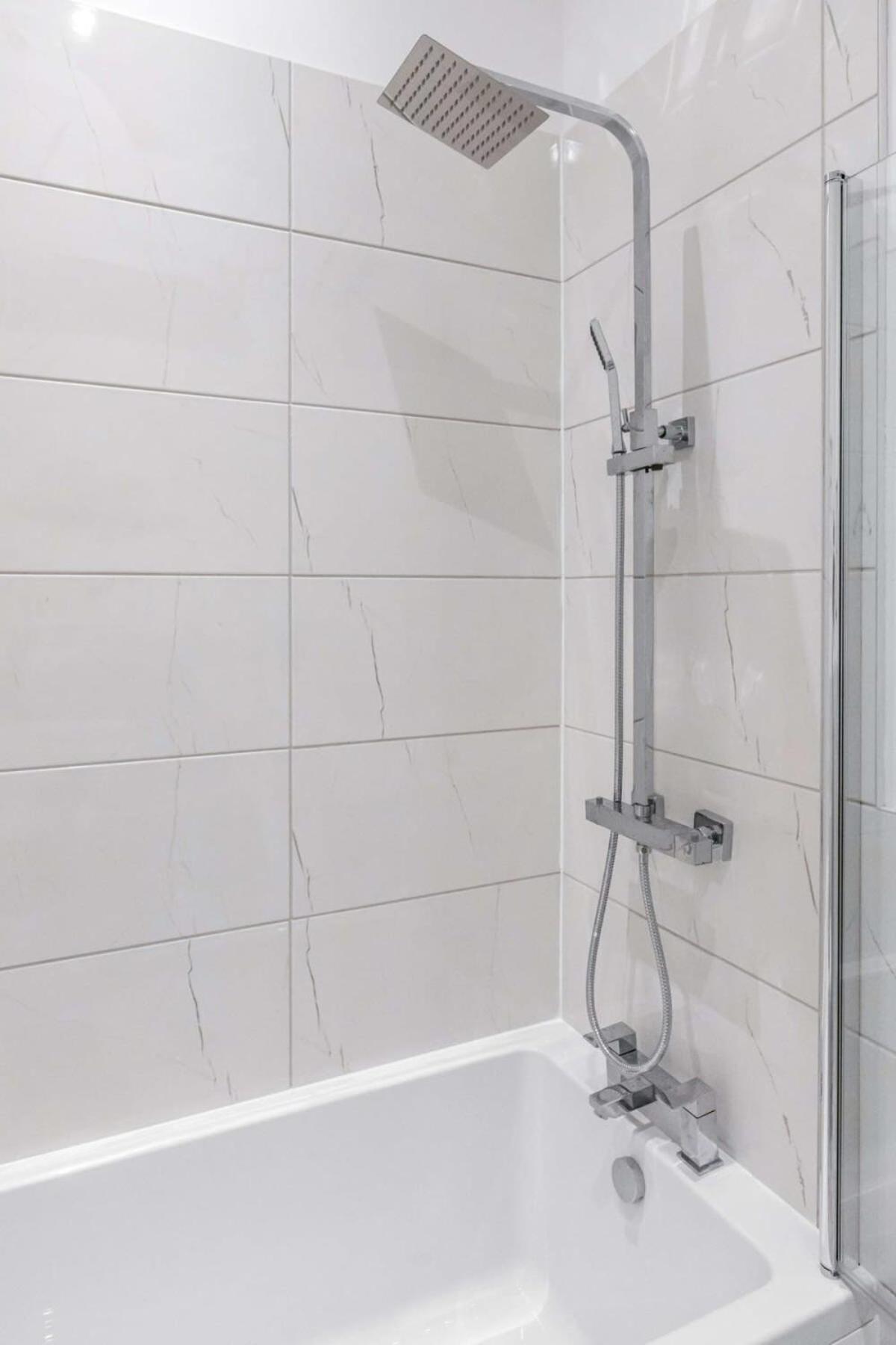 Lovely 1 Bedroom Apartment In Central Woking Luaran gambar